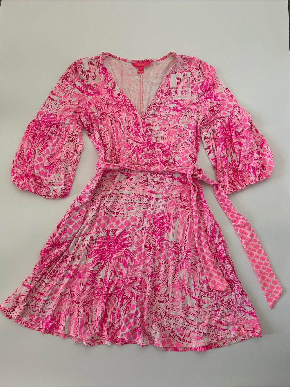 Lilly Pulitzer Chace Print Faux Wrap Dress
Resort
Palm Beach Paradise
Vacation
M - Picture 3 of 13